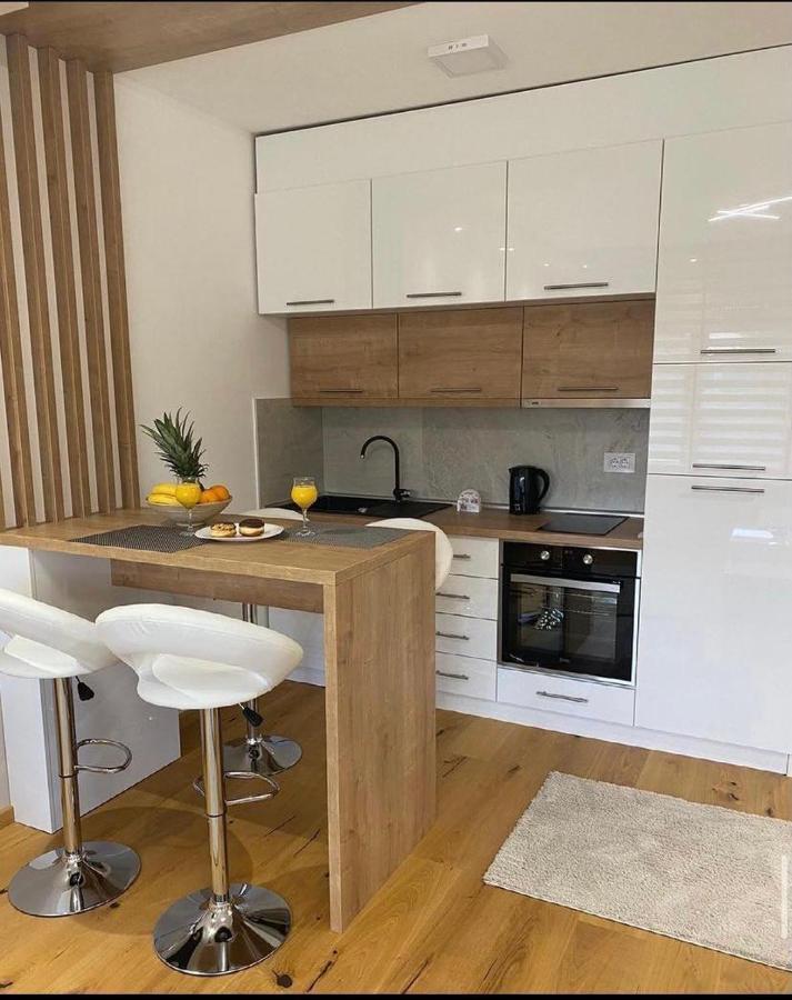 Jellenaa Apartamento Zlatibor Exterior foto